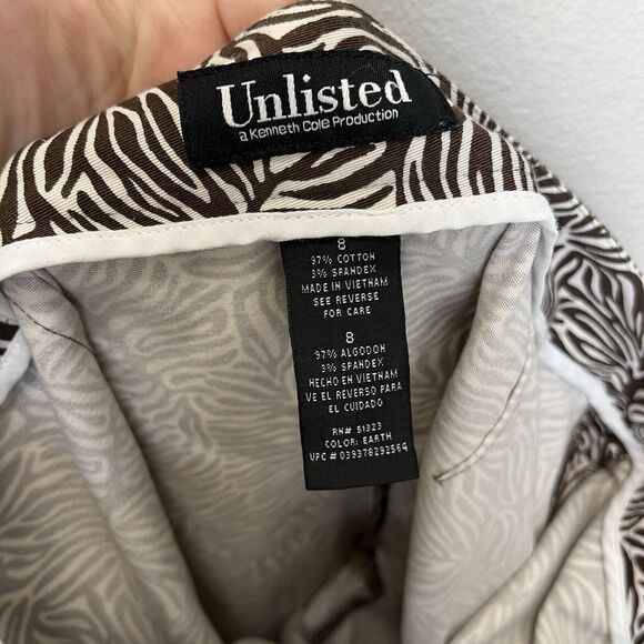 Unlisted Kenneth Cole | Women's Capri Pants Size 8 Brown Monstera Leaf Pattern - Picture 5 of 5